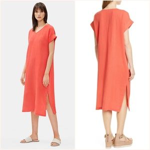 EILEEN FISHER Petite V-Neck Short-Sleeve Lofty Org